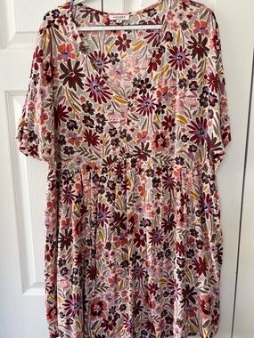 Andre by Unit floral dress